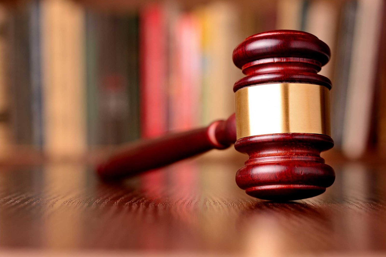 gavel symbol of judicial decisions and justice PC84QRD