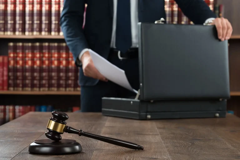 ¿Qué es el Compliance Legal y Por Qué Tu Empresa lo Necesita para Crecer Segura?